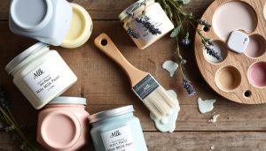 Gift Guide- 5 Pretty Gifts for the Milk Paint Lover